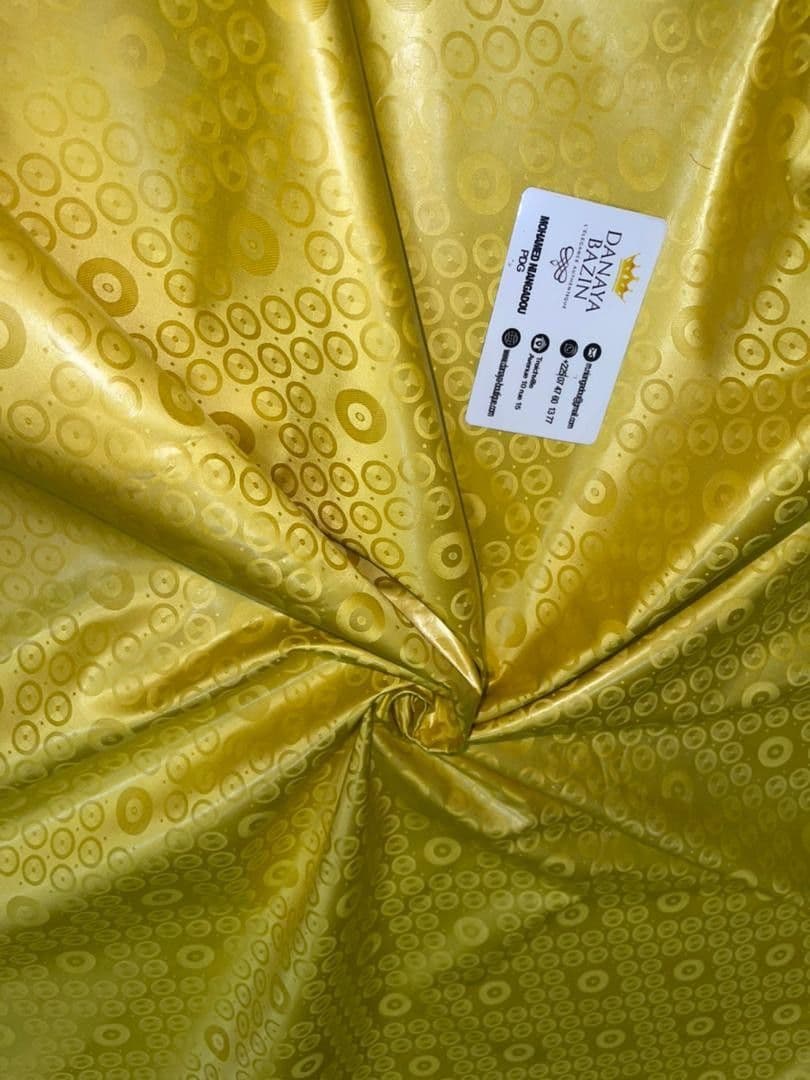 Guinea Brocada Green fabric
